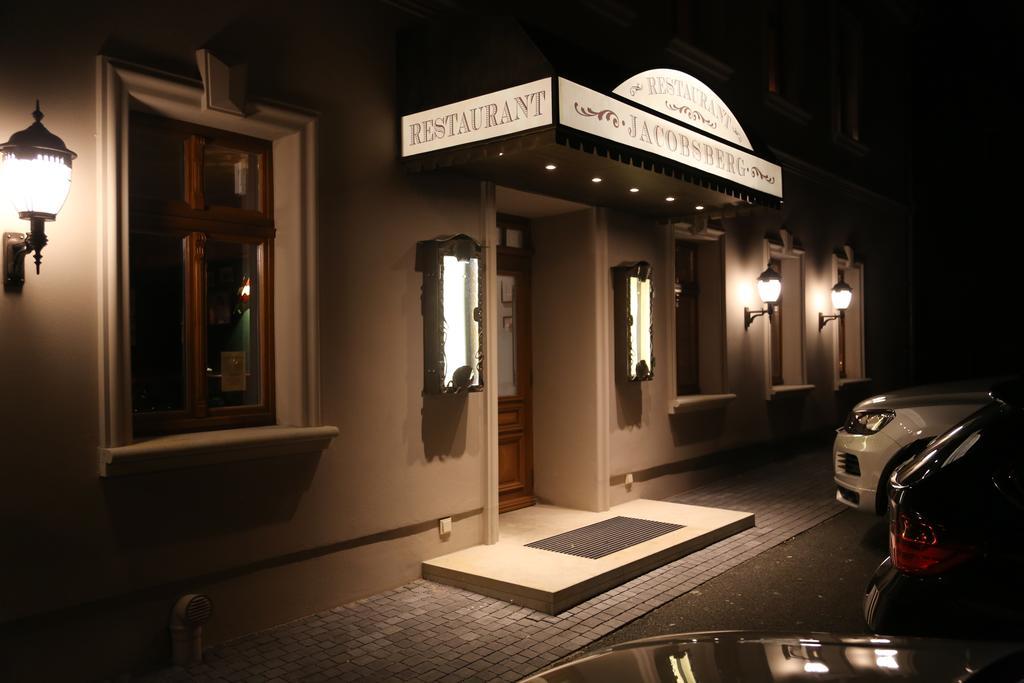 Hotel Jacobsberg Ошерслебен Экстерьер фото